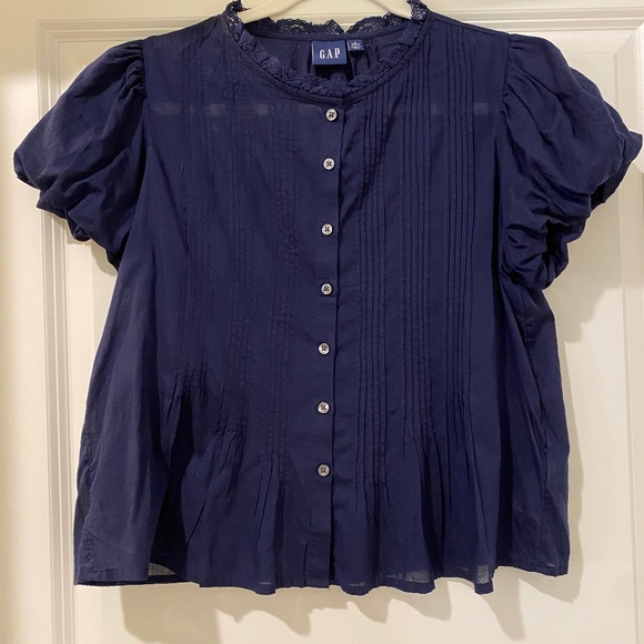 Gap Bubble Sleeve Pintuck Top - Picture 4 of 6